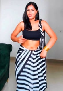 hot desi bhabhi picture