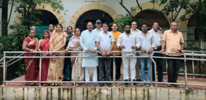 Raipur News : रायपुर से लगे खरोरा के दौंदेखुर्द गाँव में शराब दुकान खुलने को लेकर जमकर विरोध प्रदर्शन देखिये पूरी खबर 1 विरोध प्रदर्शन