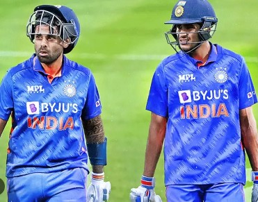 asia cup 2025 : विराट कोहली और रोहित शर्मा के टी-20 से संस्यास के बाद भारत का पहला टूर्नामेंट एशिया कप 2025 में शुभमन गिल निभाएंगे विराट कोहली का रोल 2 एशिया कप 2025