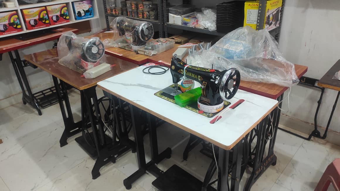 माँ कर्मा सिलाई मशीन और रिपेरिंग शॉप खोरपा